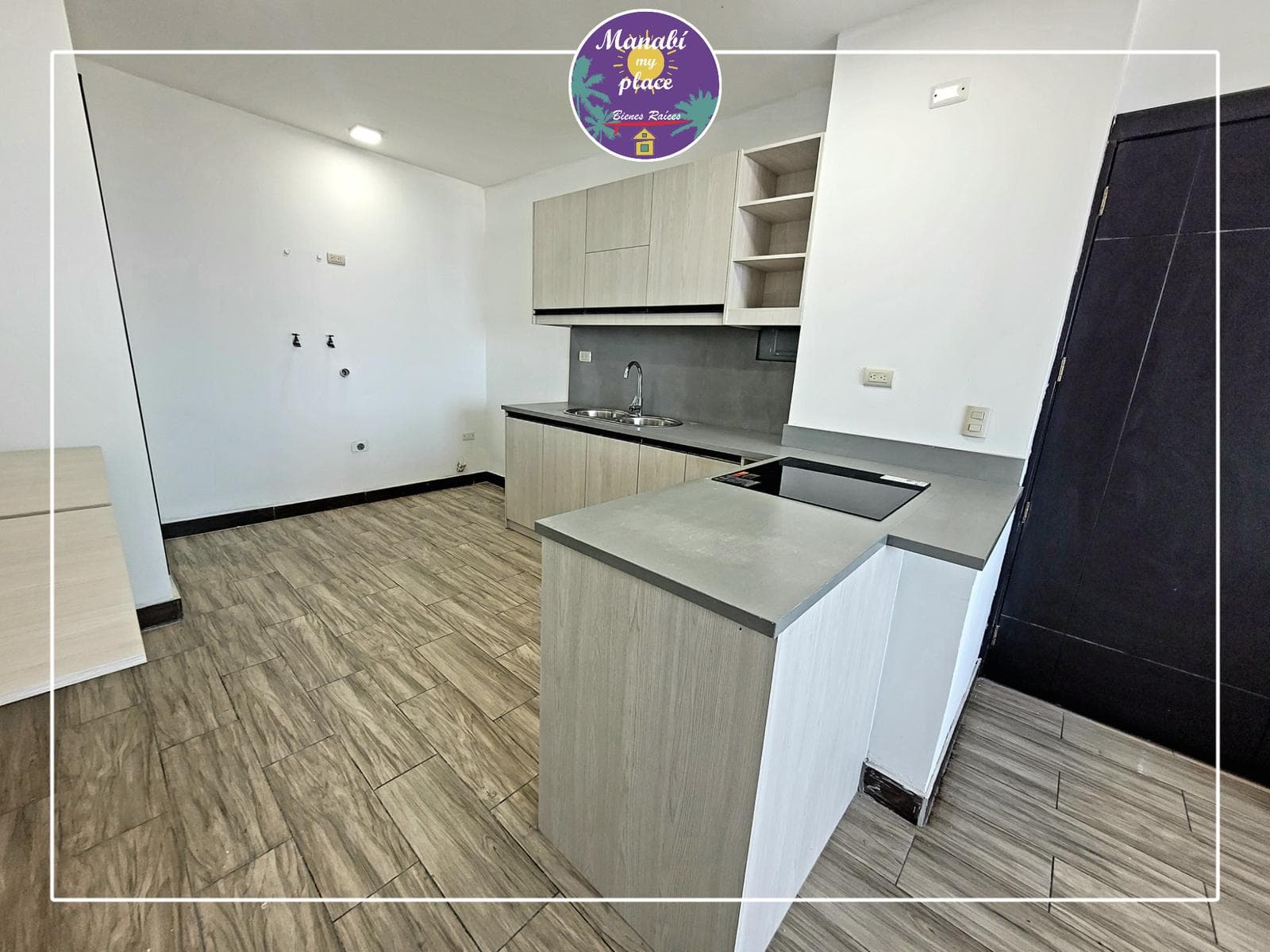 Venta departamento de 2 dormitorios zona Sur de Manta - 1