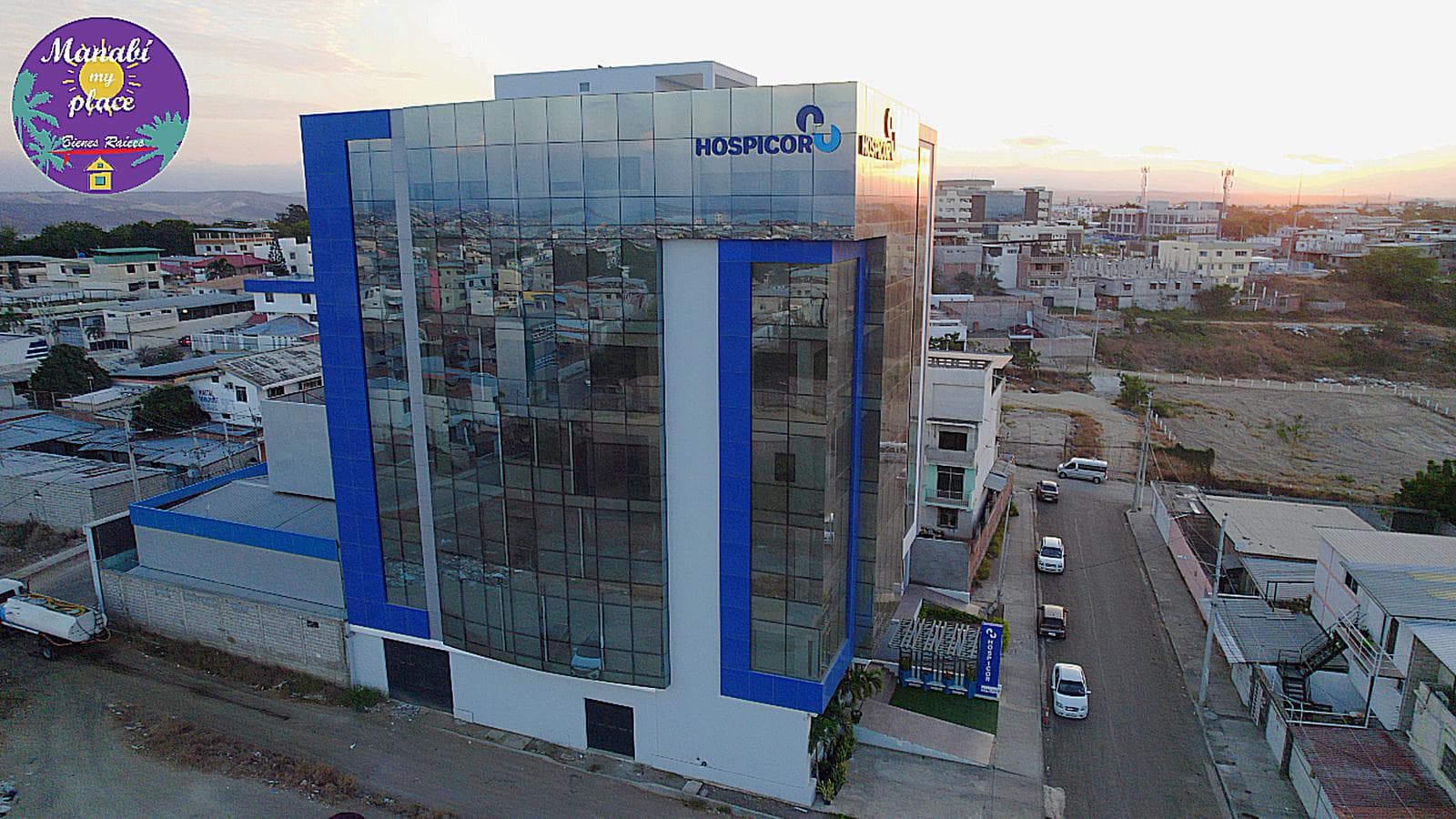 Se vende Consultorio médico en Manta zona hospitalaria - 1