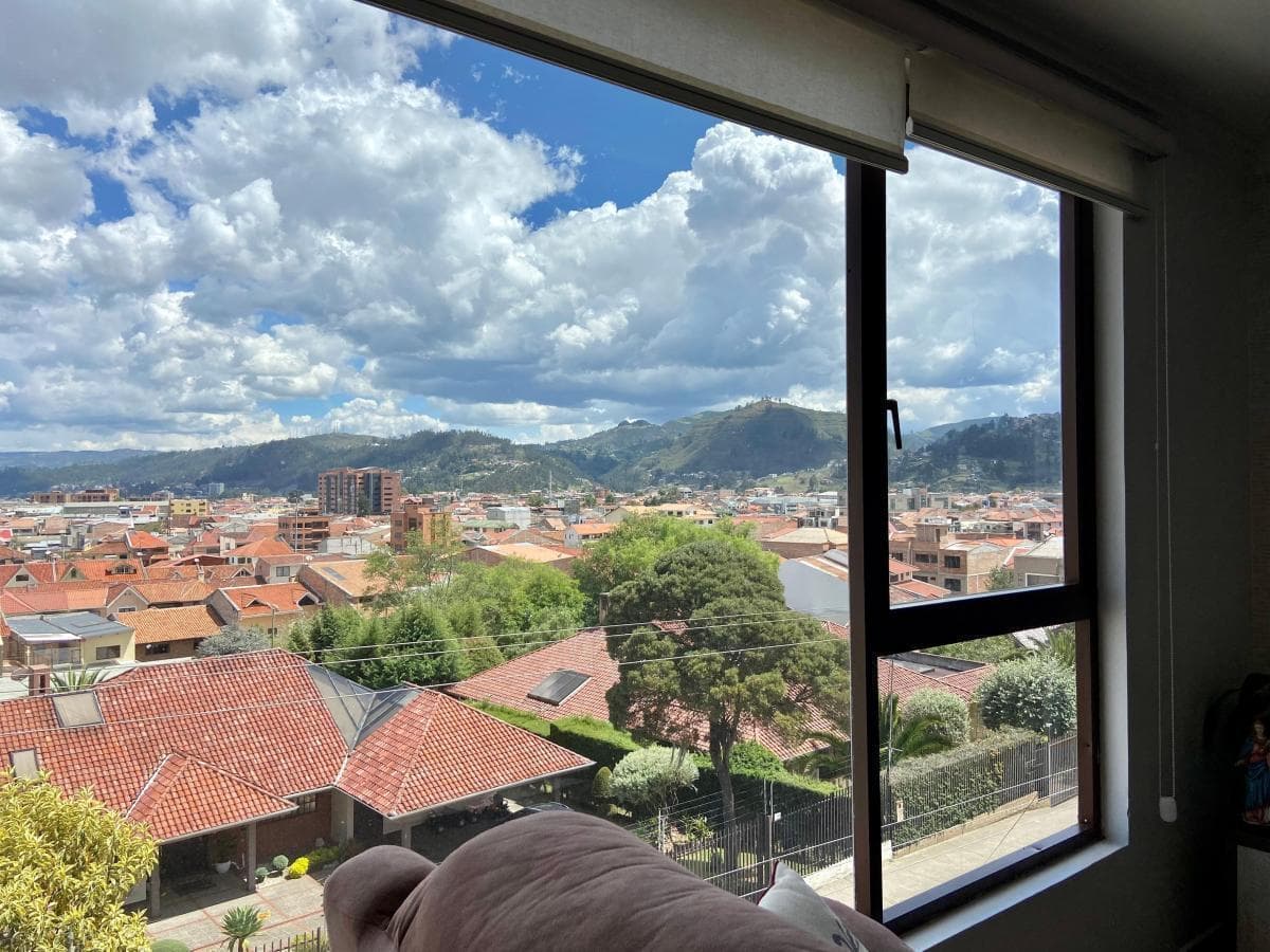 HERMOSO DEPARTAMENTO EN VENTA, SECTOR MISICATA - 1