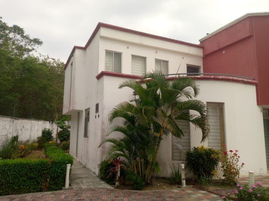 TONSUPA VENTA CASA MODERNA 4 HAB. 95.000 DE OPORTUNIDAD - 1