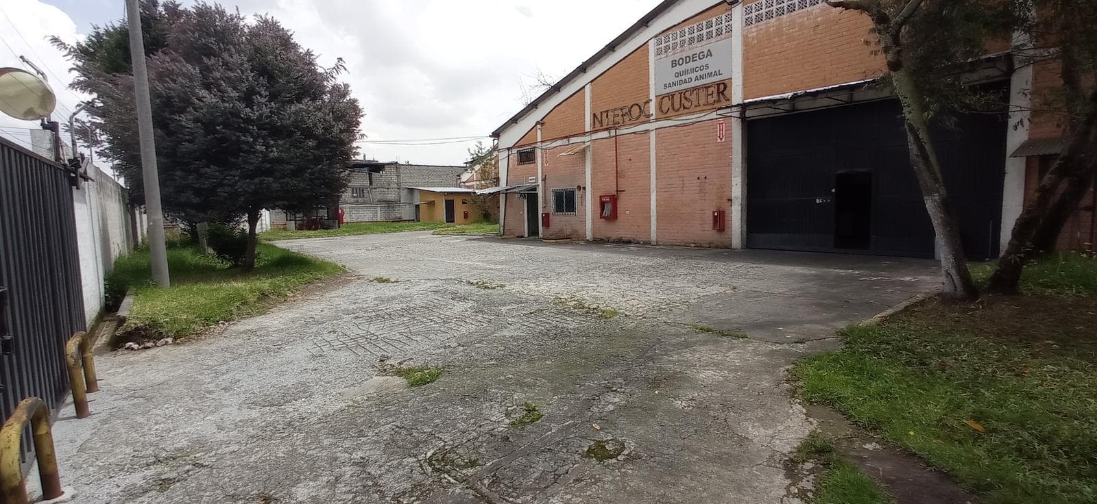 BODEGA EN VENTA, TURUBAMBA BAJO - 1