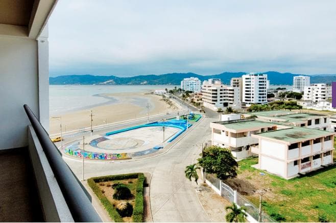 Departamento de venta en Bahía. Edificio Hemisferios. 4 cuartos - 1