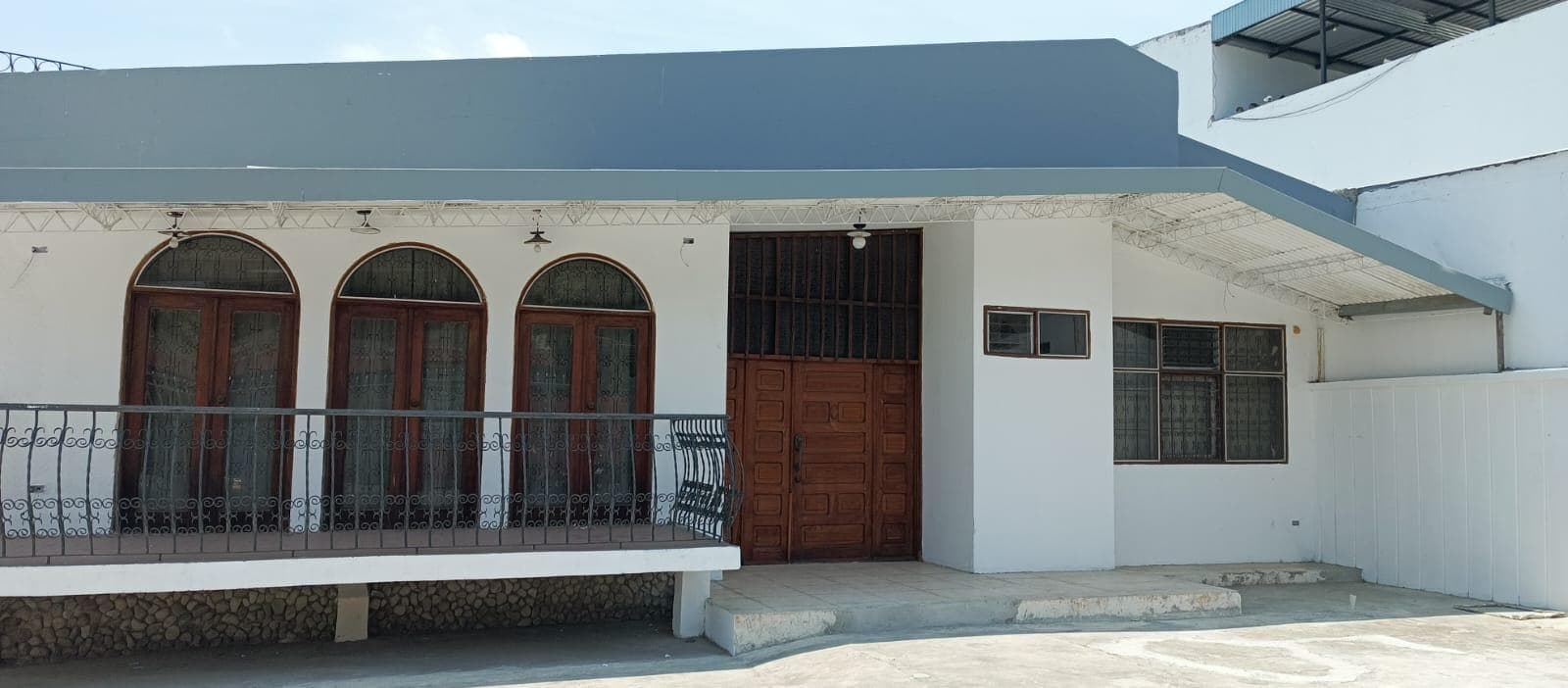 CASA EN RENTA EN PORTOVIEJO - 1