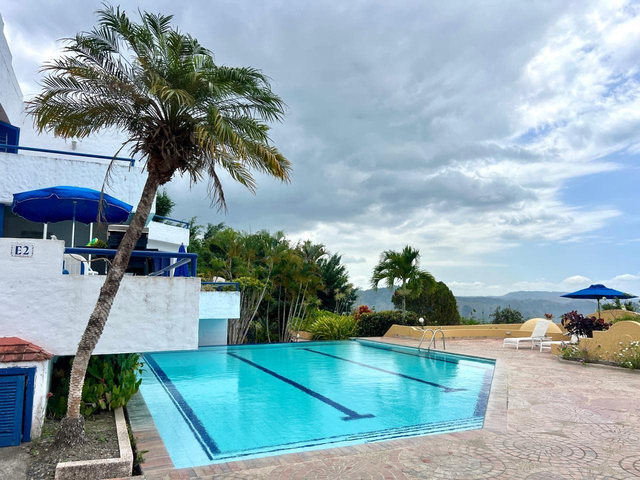 MV - SAME CASA BLANCA EN VENTA DEPARTAMENTO 2 DORMITORIOS CON TERRAZA PROPIA - 1