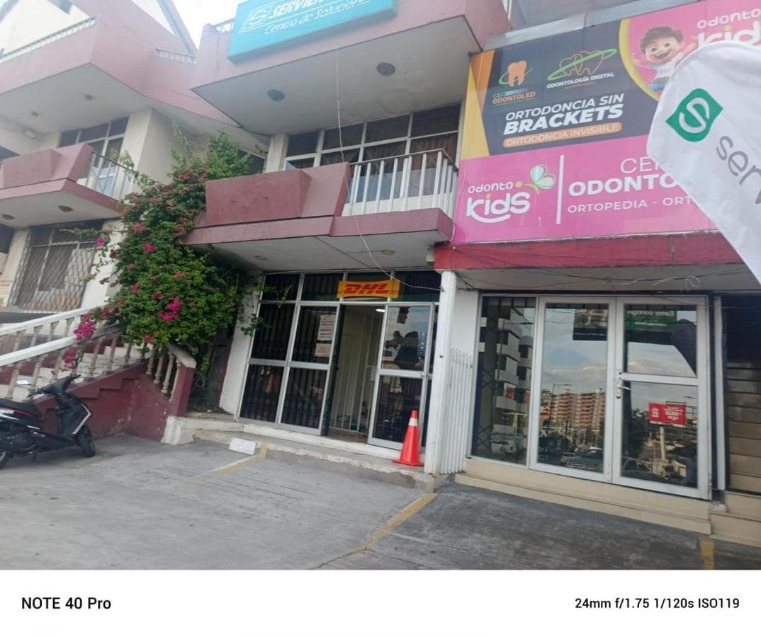 EDIFICIO COMERCIAL EN RENTA - 1