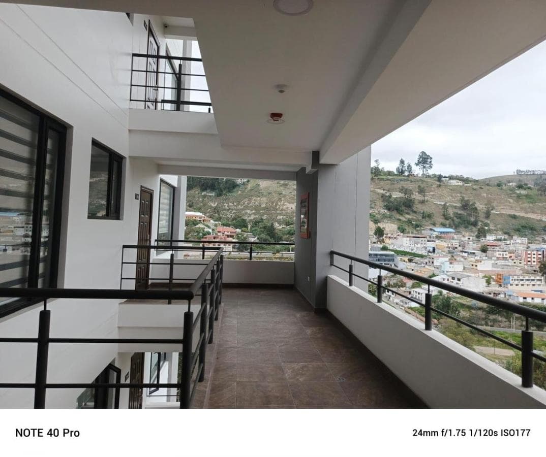 DEPARTAMENTO EN VENTA - 1