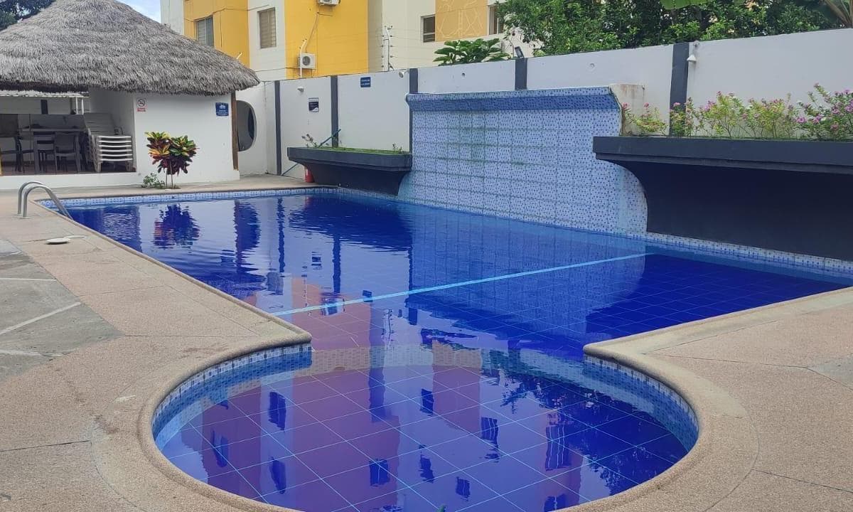 DE VENTA DEPARTAMENTO DUPLEX EN TONSUPA EN CUARTO PISO - 1