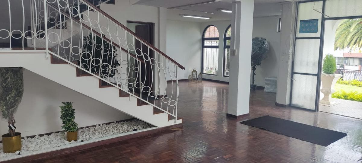 CASA LOCAL COMERCIAL EN RENTA EN FICOA. AMBATO - 1