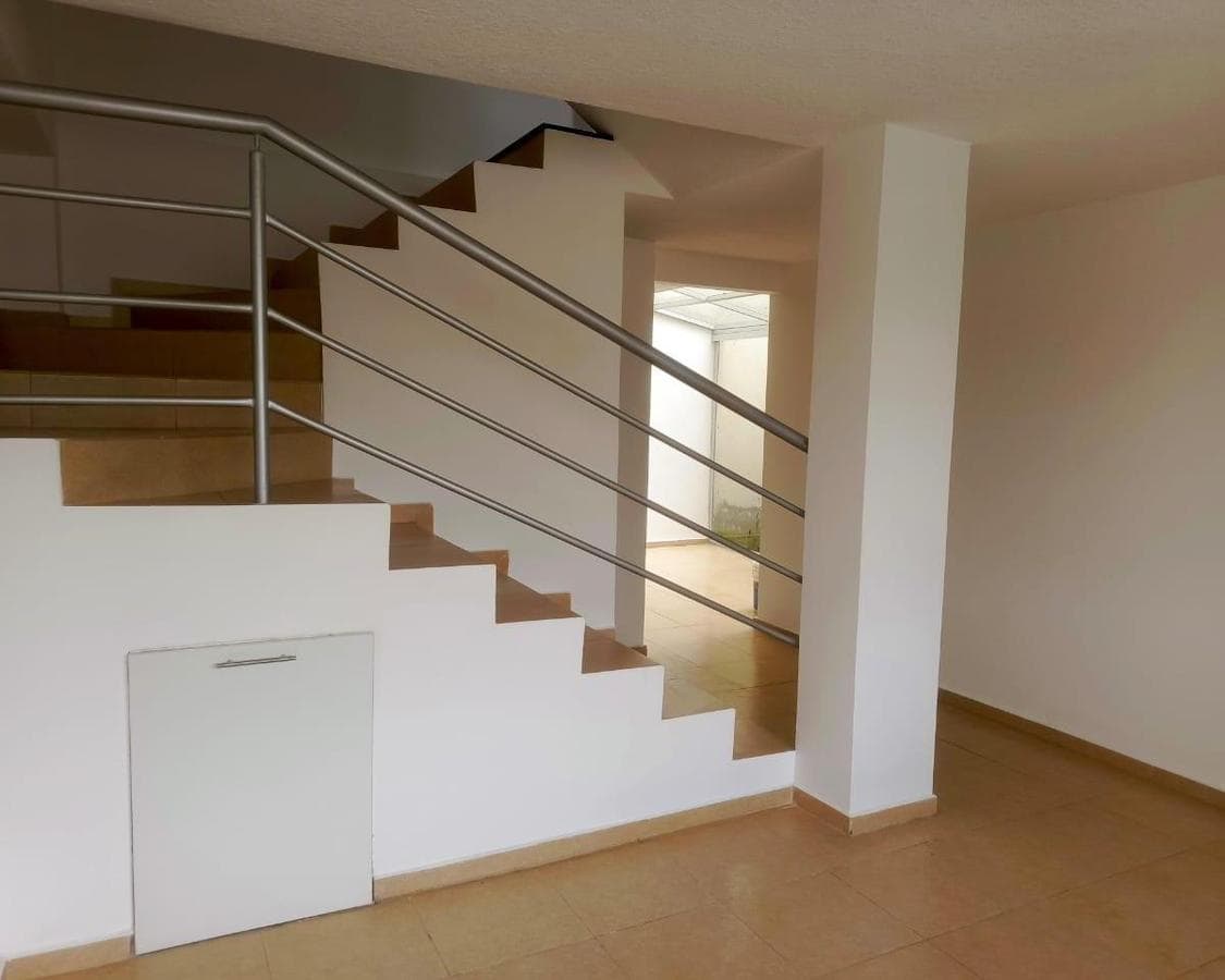 CASA EN VENTA EN EL PISQUE AMBATO. PRECIO DE OPORTUNIDAD - 1