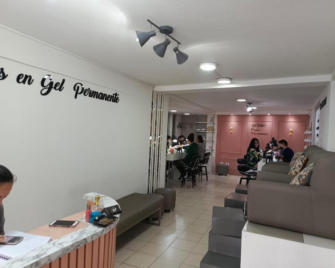 LOCAL COMERCIAL EN RENTA EN FICOA. AMBATO - 1