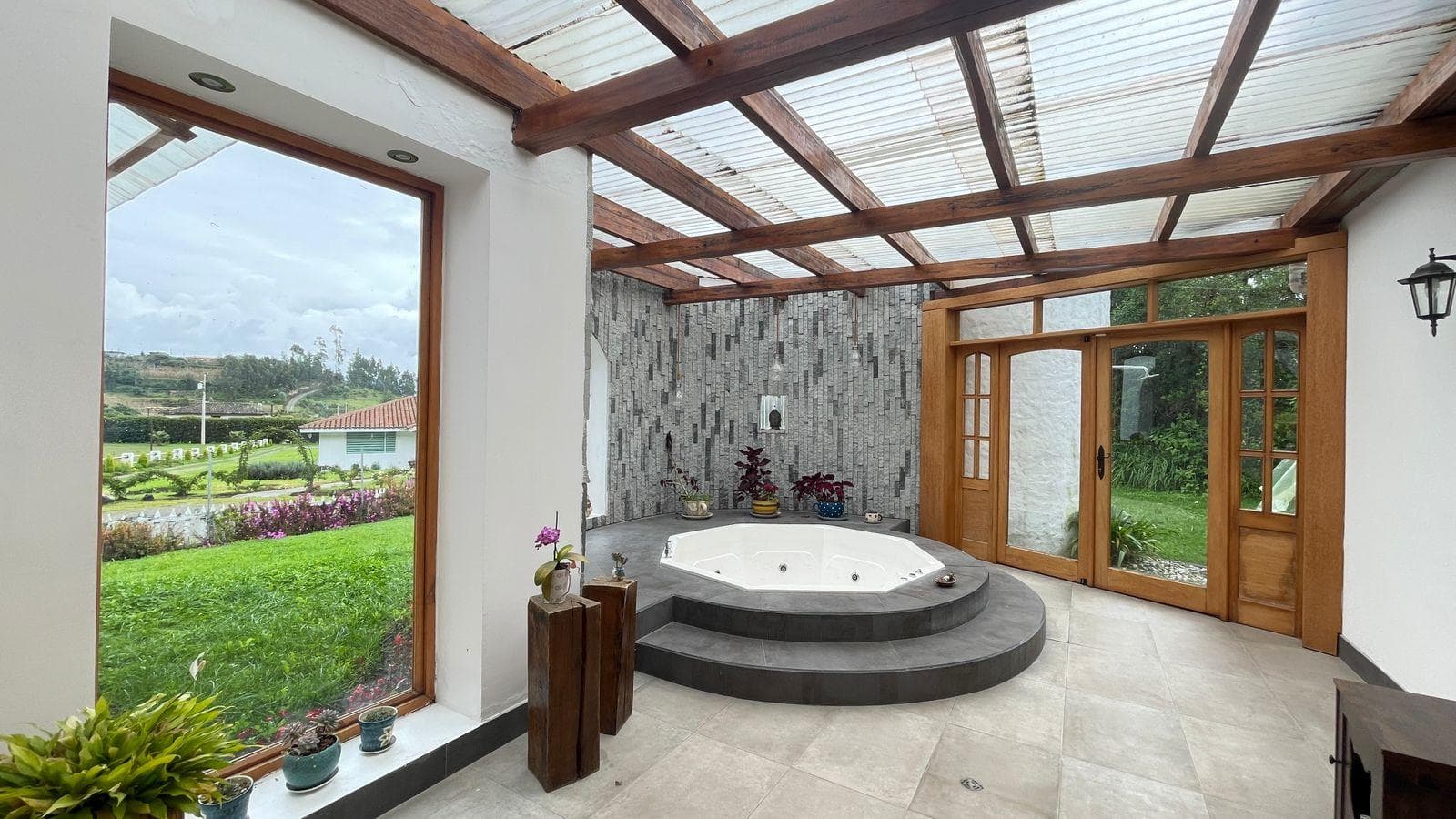 Casa hacienda amoblada de renta - 1