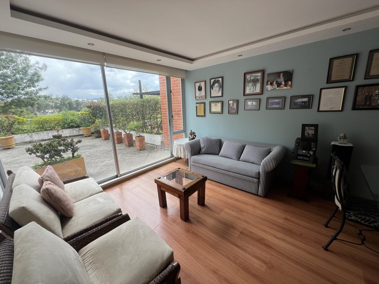 VENTA SUITE EN CUMBAYA - 1