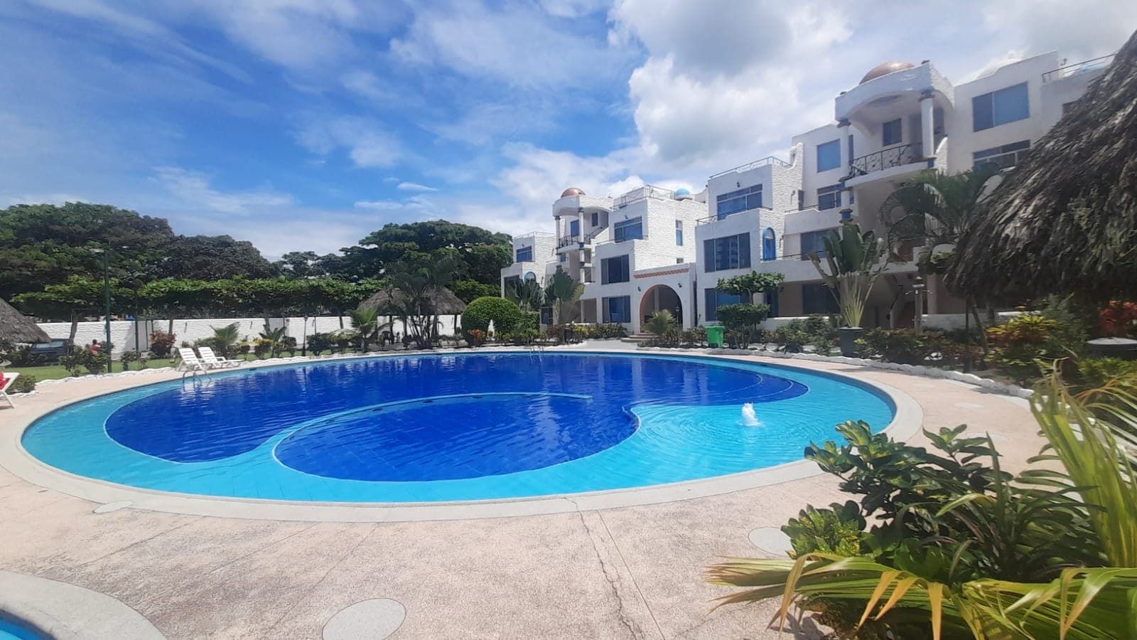 Venta Suite en Tonsupa 64m2 en Av. Club del Pacífico y Diamondbacks Beach IR - 1