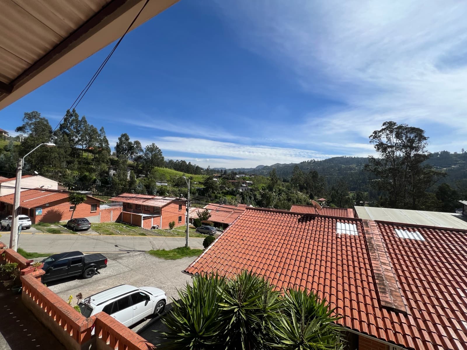 Linda y acogedora casa en condominio en venta Ricaurte - Cuenca - 1