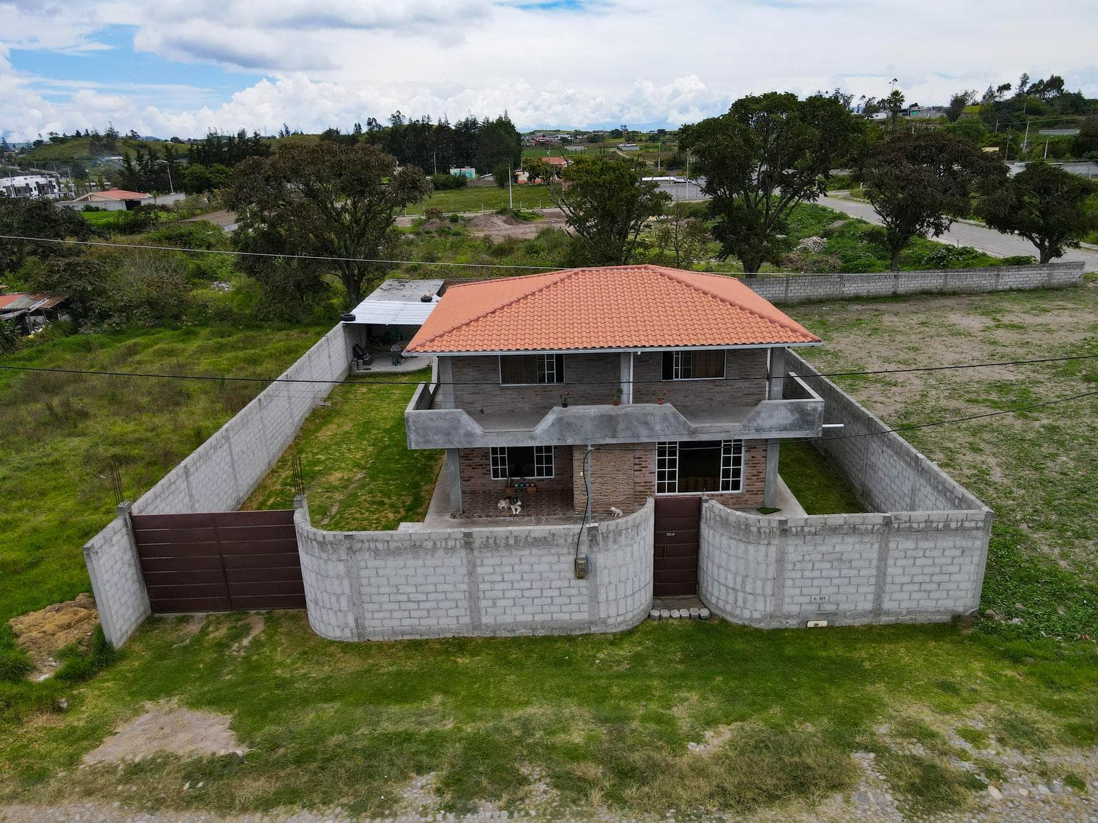 Casa en Antonio Ante - 1