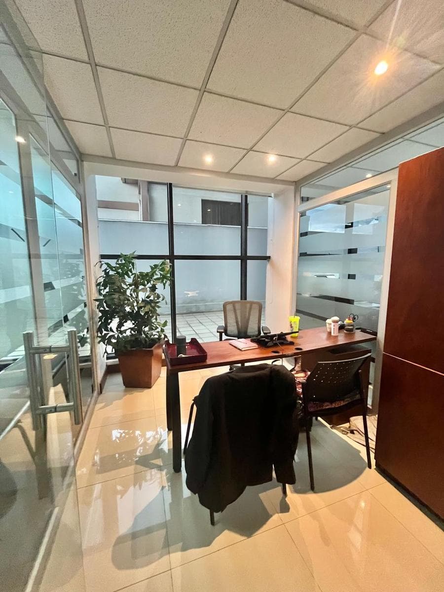 OFICINA EN VENTA SECTOR LA CORUÑA - 1