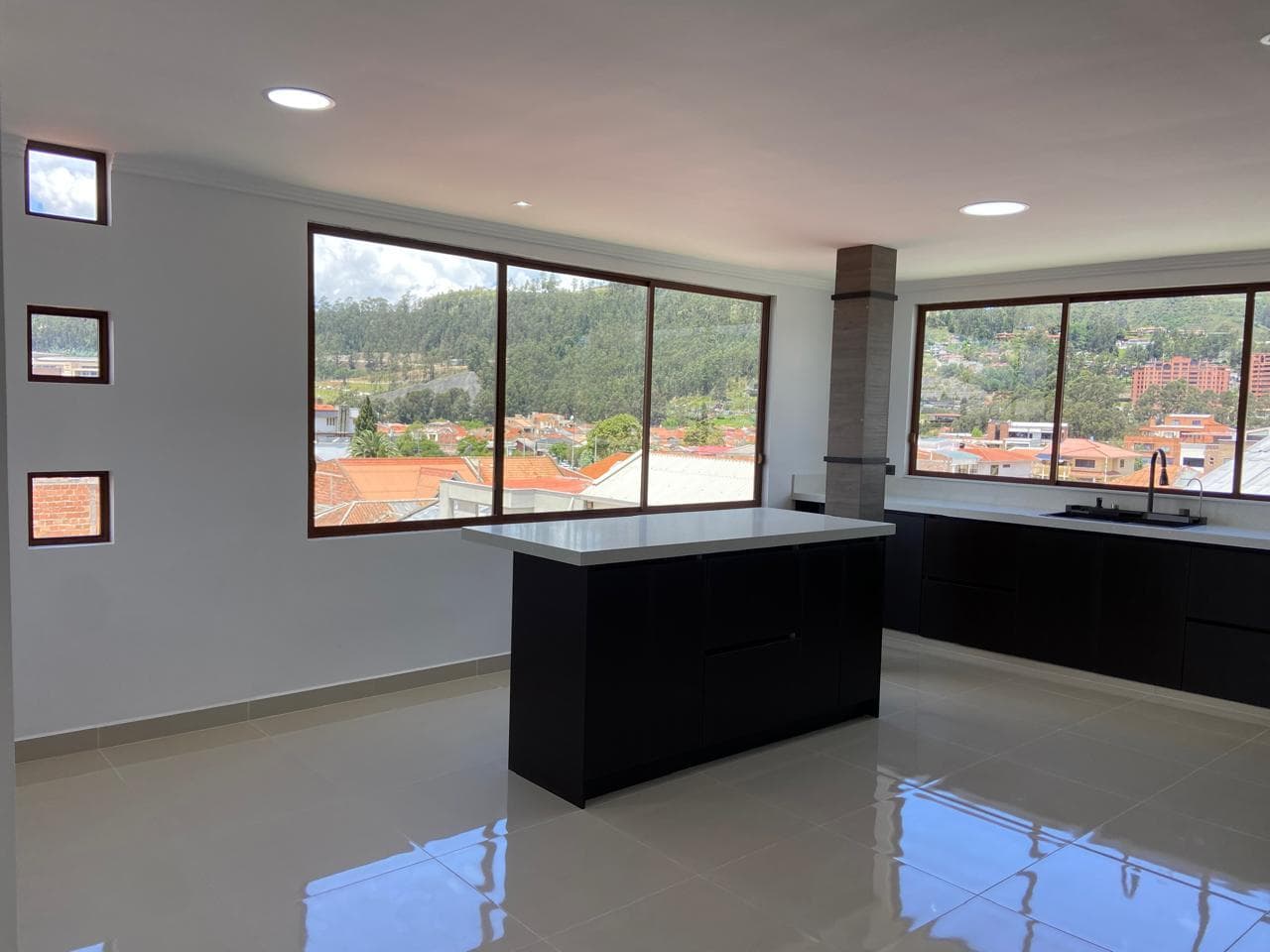 Departamento en Venta, con terraza,3 dormitorios - 1