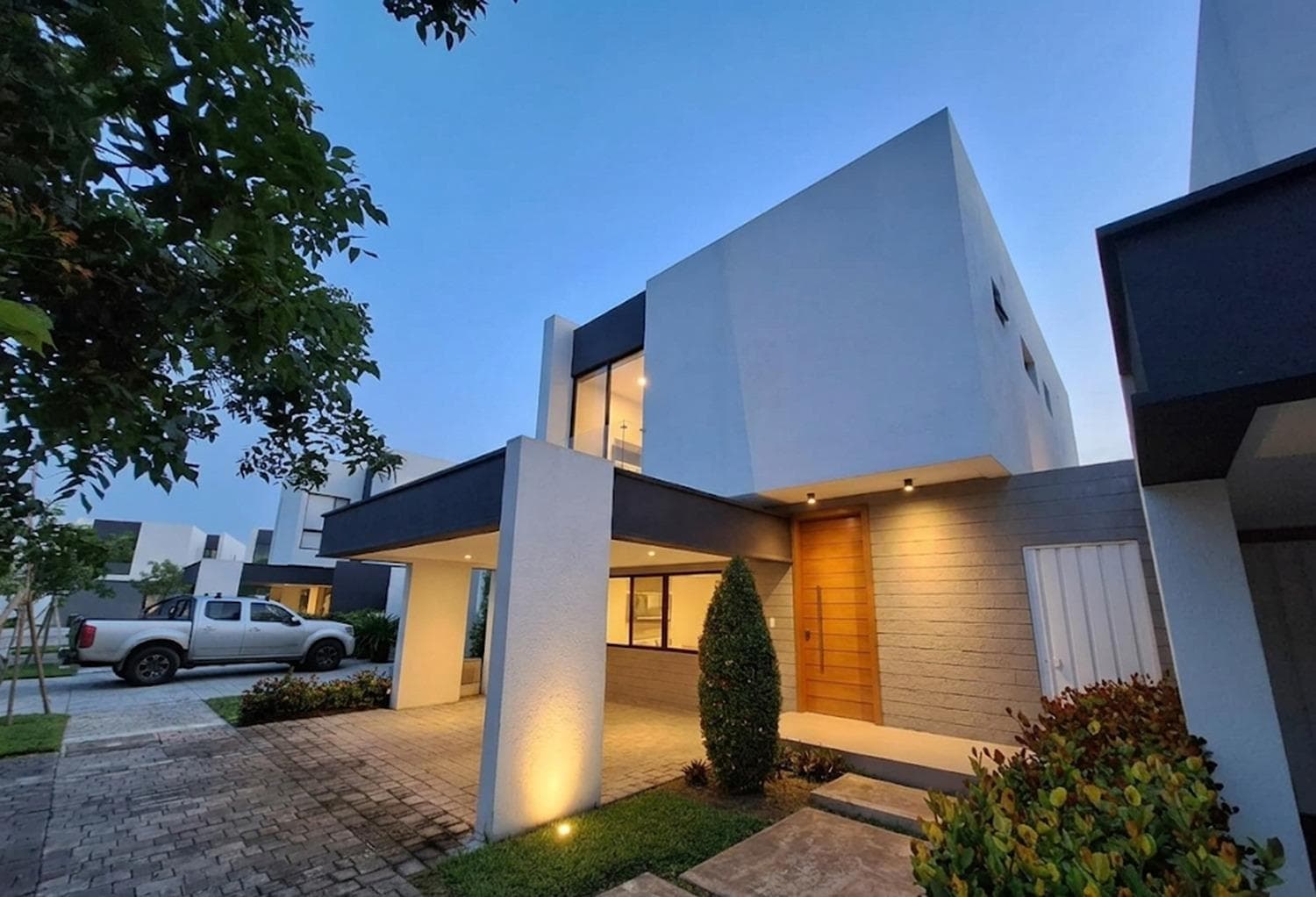 Casa en Venta de 2 Dormitorios en Urb. La Costa, Samborondón - 1
