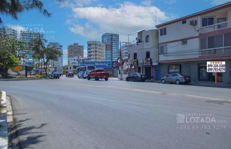 Vendo Local Comercial en Salinas Avenida Malecón - 1