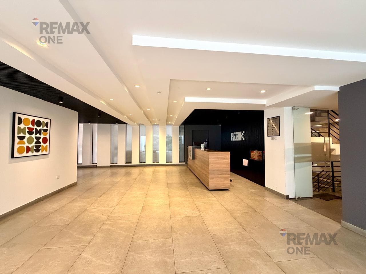 En Venta Departamento Nuevo Sector Avenida Ordoñez Lasso - 1
