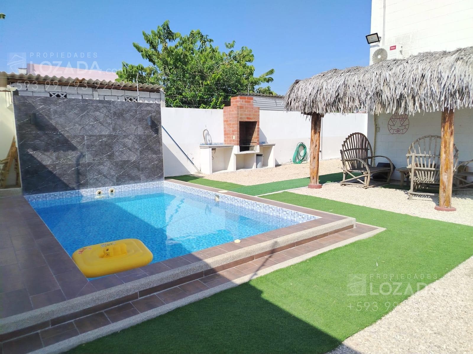 Casa a la venta en Ballenita - 1