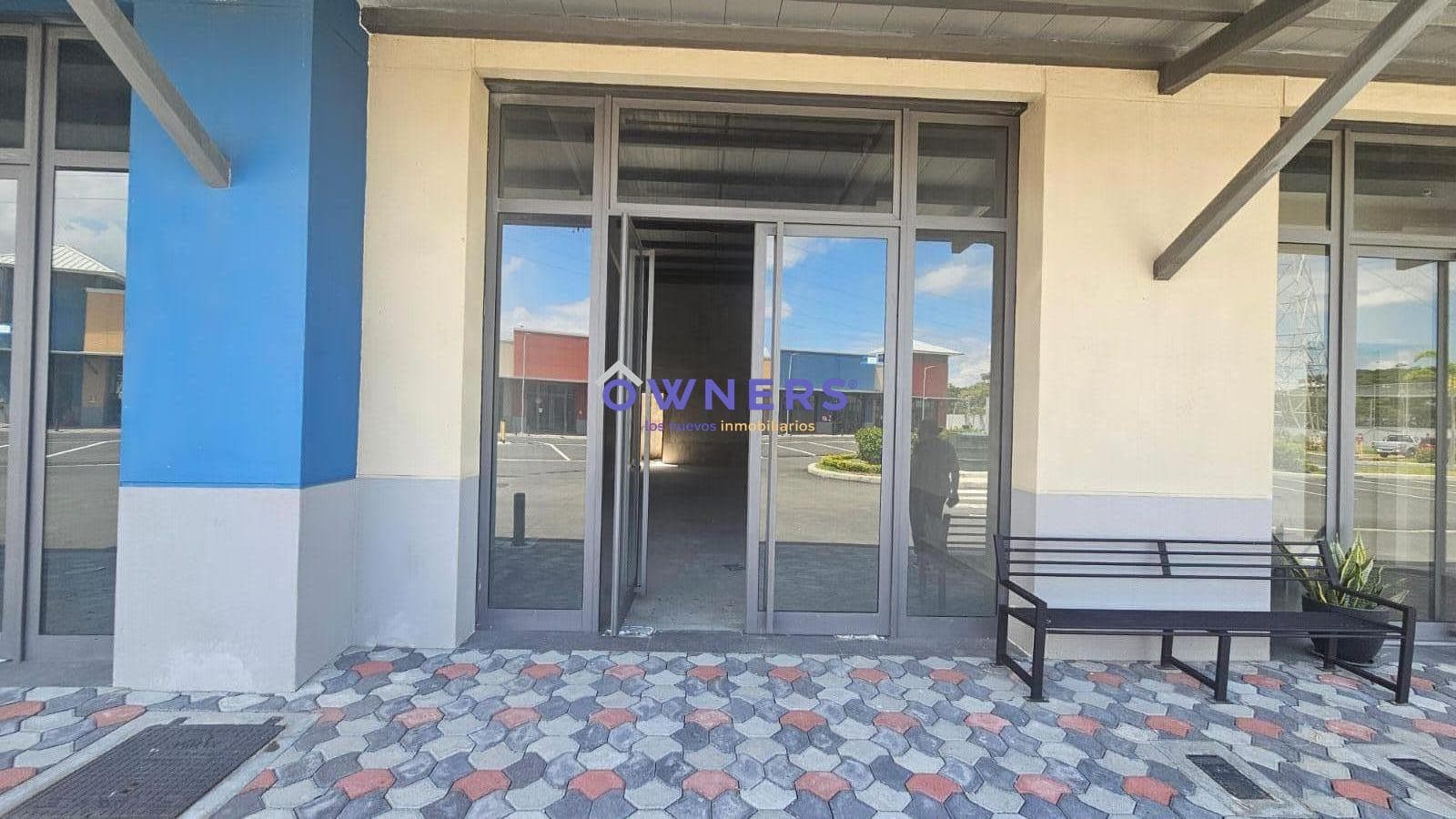 VENTA LOCAL COMERCIAL ALMAX CENTER SAMBORONDON INC. PARQUEO (EM) - 1