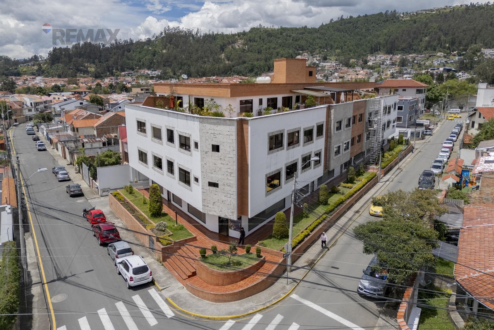 Departamento en Venta de dos habitaciones sector Paucarbamba - 1