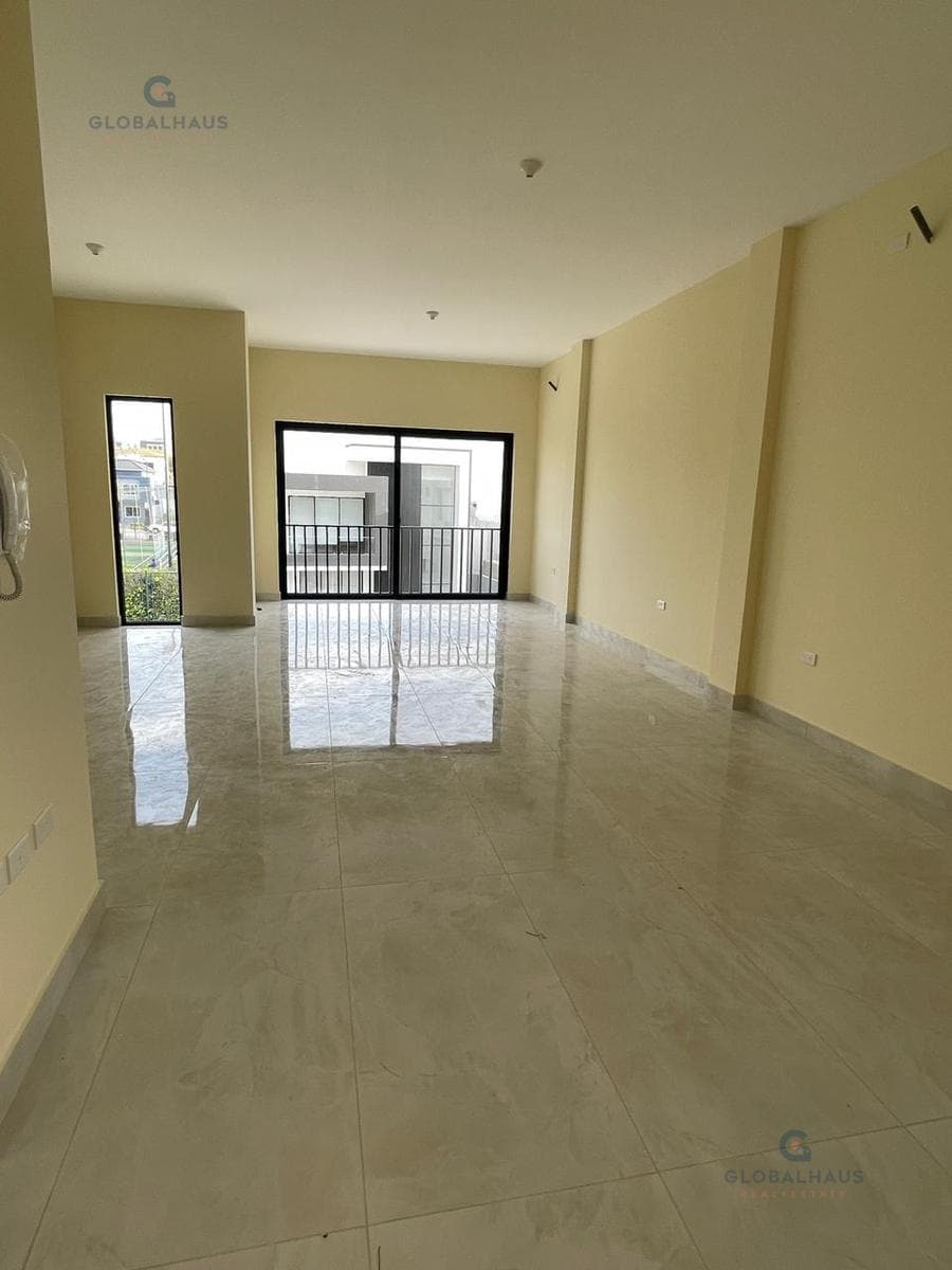 Alquiler Departamento 2do Piso en Urb El Condado con 3 Habitaciones Garaje Techado. P.A - 1
