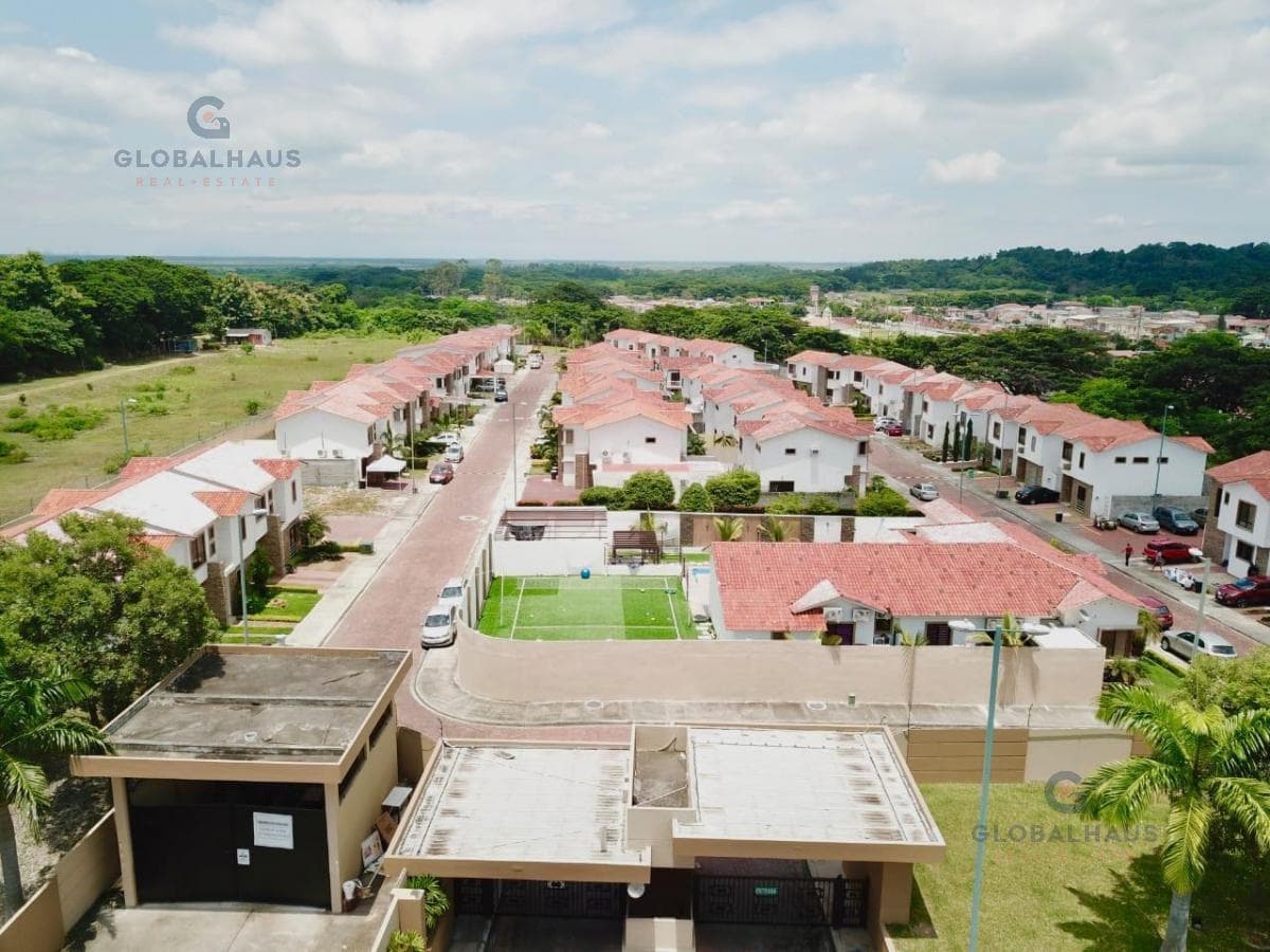 Venta - Terreno Comercial - Via a la costa Km 21 V.B - 1
