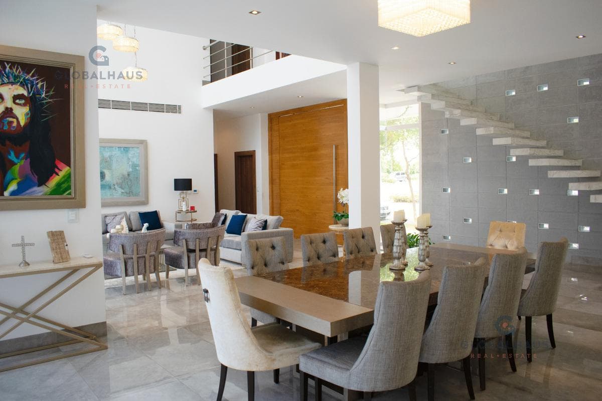 Venta de Casa, Mocoli Blue Bay, Samborondon, 4 Habitaciones, Piscina M.H. - 1