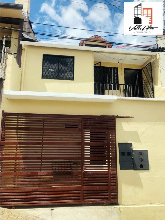 Casa vía Patamarca Cuenca Azuay - 1