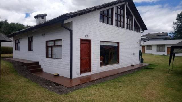 HERMOSA CASA, SUPER OPORTUNIDAD EN EL VALLE DE LOS CHILLOS EN 230.000 NEGOCIABLES - 1